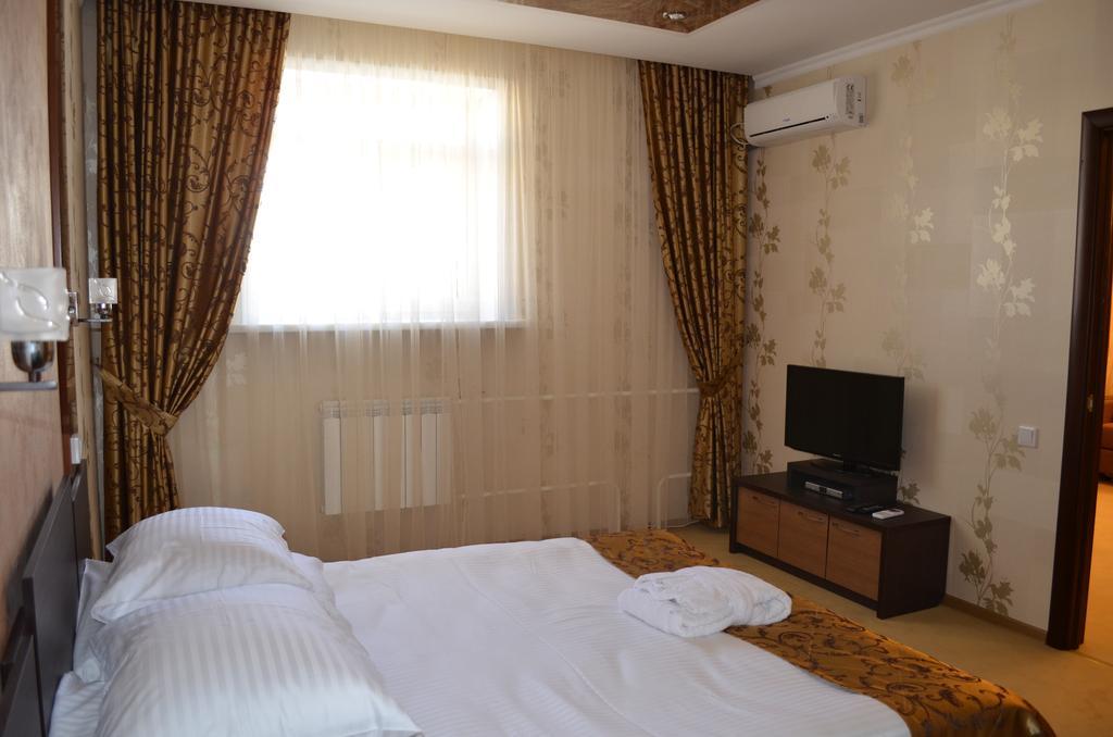 Mereke Hotel Ustʼ-Kamenogorsk Cameră foto